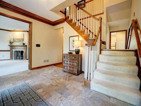418 Heathgate Rd, Cincinnati, OH 45255 photo 6
