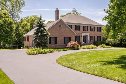418 Heathgate Rd, Cincinnati, OH 45255 photo 3