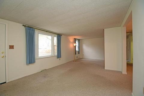 4211 Dixie Rd, Cincinnati, OH 45245 photo 4