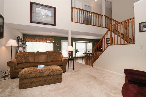772 Regent Rd, Cincinnati, OH 45245 photo 5