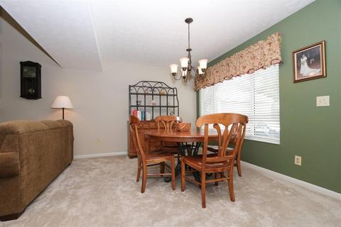 772 Regent Rd, Cincinnati, OH 45245 photo 6
