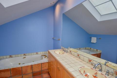 21 Spring Hill Dr, Mariemont, OH 45227 photo 41