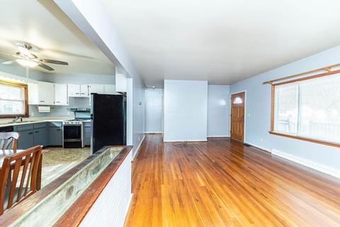 314 Pleasant St, Mount Orab, OH 45154 photo 4