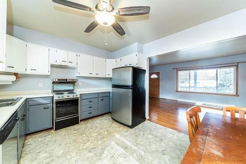 314 Pleasant St, Mount Orab, OH 45154 photo 9