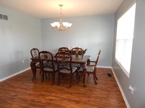8897 Woolstone Ct, Hamilton Township, OH 45039 photo 9