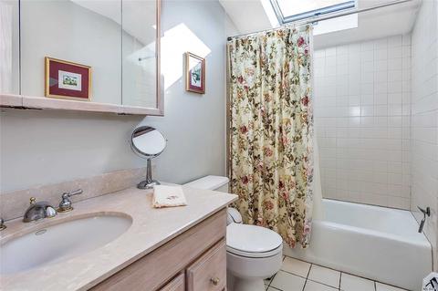 1534 Ruth Ave, Cincinnati, OH 45207 photo 14