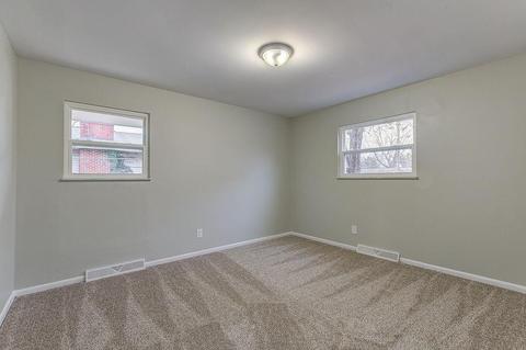 117 Junedale Dr, Greenhills, OH 45218 photo 24