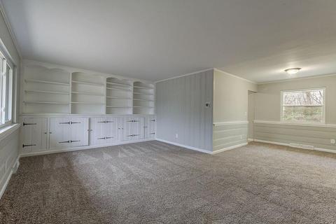 117 Junedale Dr, Greenhills, OH 45218 photo 6