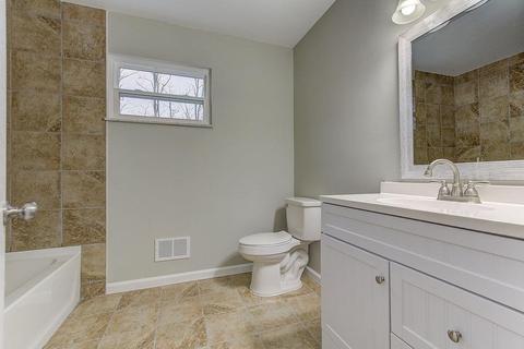117 Junedale Dr, Greenhills, OH 45218 photo 22