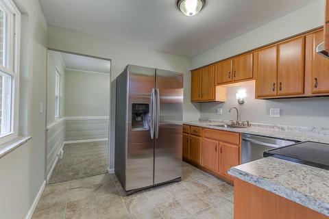 117 Junedale Dr, Greenhills, OH 45218 photo 11