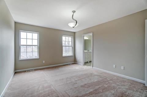 3453 Kleeman Rd, Cincinnati, OH 45211 photo 14