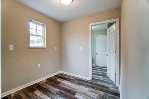 3453 Kleeman Rd, Cincinnati, OH 45211 photo 13