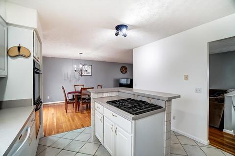 1906 Fallbrook Ln, Cincinnati, OH 45240 photo 12