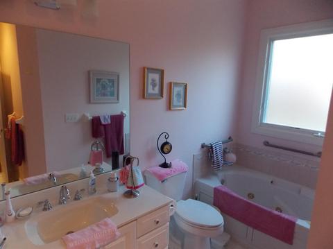 1737 Wemblywood Ct, Cincinnati, OH 45240 photo 9