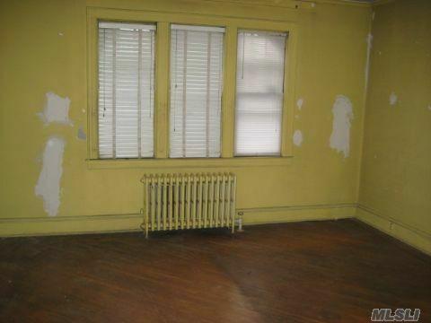 1635 Sutton Ave, Cincinnati, OH 45230 photo 3