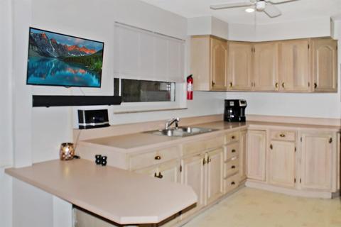 981 Jonquil Ln, Cincinnati, OH 45231 photo 8