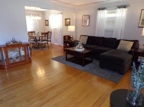 6670 Greentree Dr, Cincinnati, OH 45224 photo 5