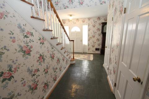9494 Leebrook Dr, Cincinnati, OH 45231 photo 12