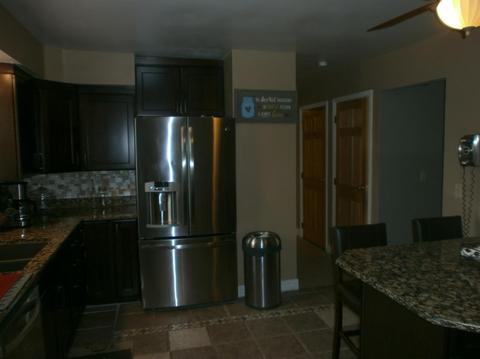 1024 Hearthstone Dr, Cincinnati, OH 45231 photo 3