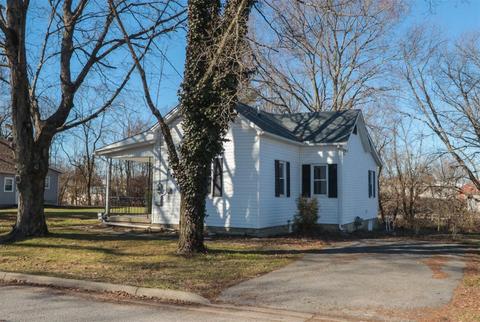 207 Fancy St, Blanchester, OH 45107 photo 2
