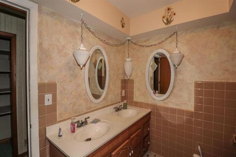 7349 Commonwealth Dr, Cincinnati, OH 45224 photo 28