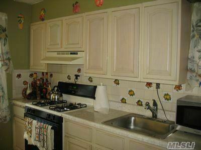 7349 Commonwealth Dr, Cincinnati, OH 45224 photo 4