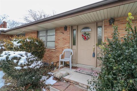 7349 Commonwealth Dr, Cincinnati, OH 45224 photo 5