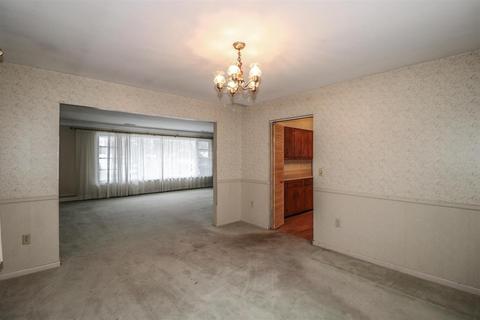 7349 Commonwealth Dr, Cincinnati, OH 45224 photo 14
