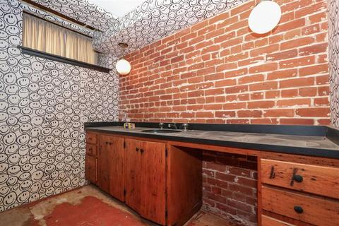 1901 Madison Rd, Cincinnati, OH 45206 photo 32