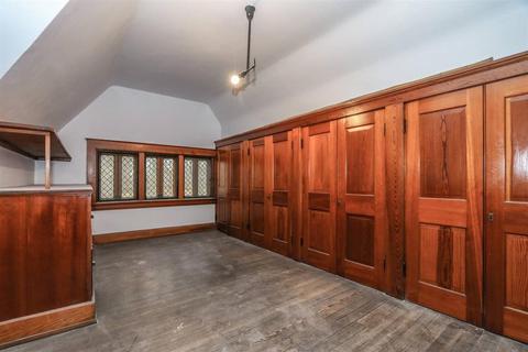 1901 Madison Rd, Cincinnati, OH 45206 photo 48