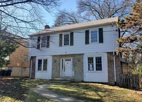 2915 Westridge Ave, Cincinnati, OH 45238 photo 2