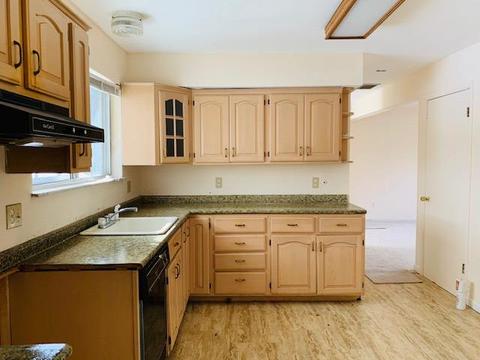693 Daphne Ct, Forest Park, OH 45240 photo 14