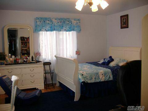 693 Daphne Ct, Forest Park, OH 45240 photo 5