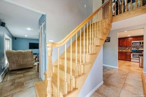 2 Sheldon Close, Mariemont, OH 45227 photo 6