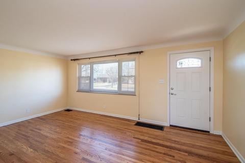 9218 Montoro Dr, Cincinnati, OH 45231 photo 7