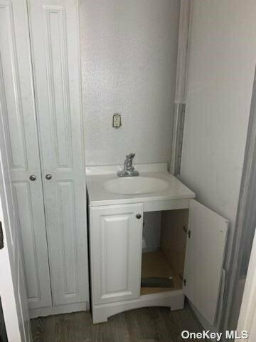 4684 Castleton Dr, Fairfield, OH 45014 photo 5