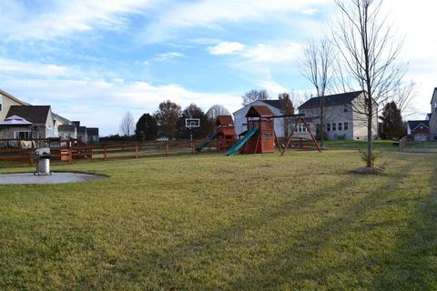 925 Spruce Gln, Morrow, OH 45152 photo 18