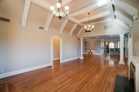 3905 Ledgewood Dr, Cincinnati, OH 45229 photo 7