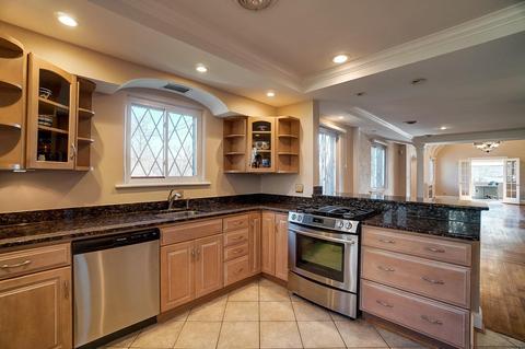 3905 Ledgewood Dr, Cincinnati, OH 45229 photo 11