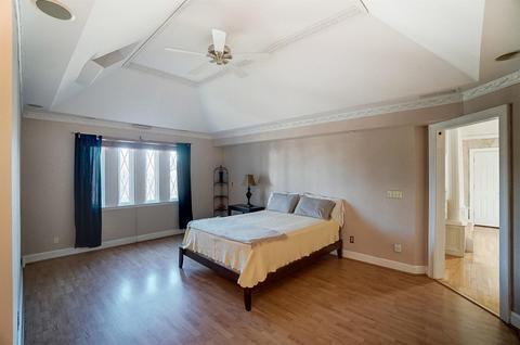 3905 Ledgewood Dr, Cincinnati, OH 45229 photo 18