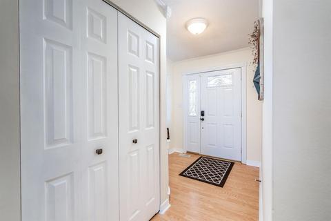 7697 Dickey Rd, Middletown, OH 45042 photo 22