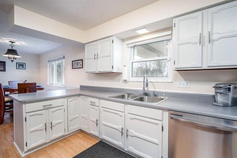 7697 Dickey Rd, Middletown, OH 45042 photo 27