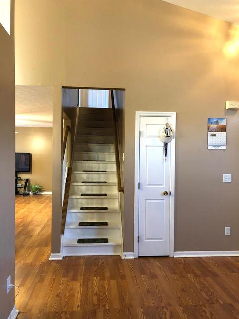 10196 Pippin Meadows Dr, Cincinnati, OH 45231 photo 6