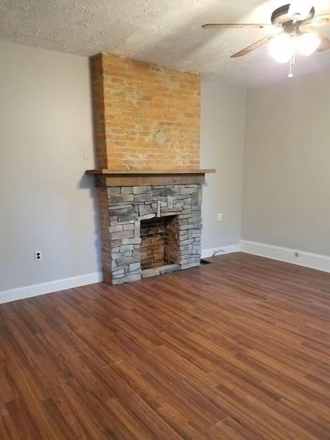 412 Broadway St, Blanchester, OH 45107 photo 7