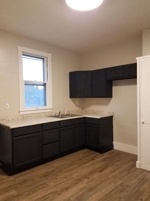 412 Broadway St, Blanchester, OH 45107 photo 10