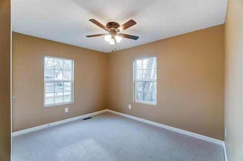 216 Highland Ave, Blanchester, OH 45107 photo 4
