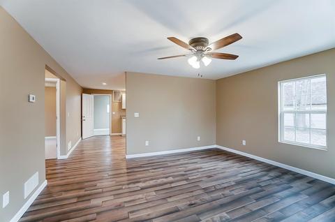 216 Highland Ave, Blanchester, OH 45107 photo 7