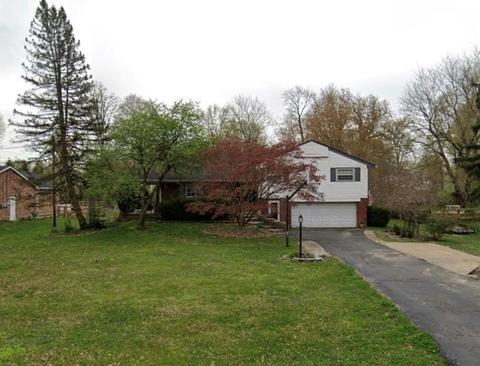 9035 Foxhunter Ln, Cincinnati, OH 45242 photo 1
