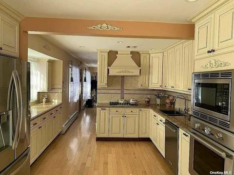 9633 Leebrook Dr, Cincinnati, OH 45231 photo 3