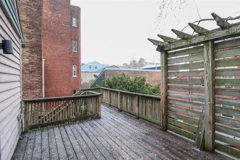 215 Peete St, Cincinnati, OH 45202 photo 17